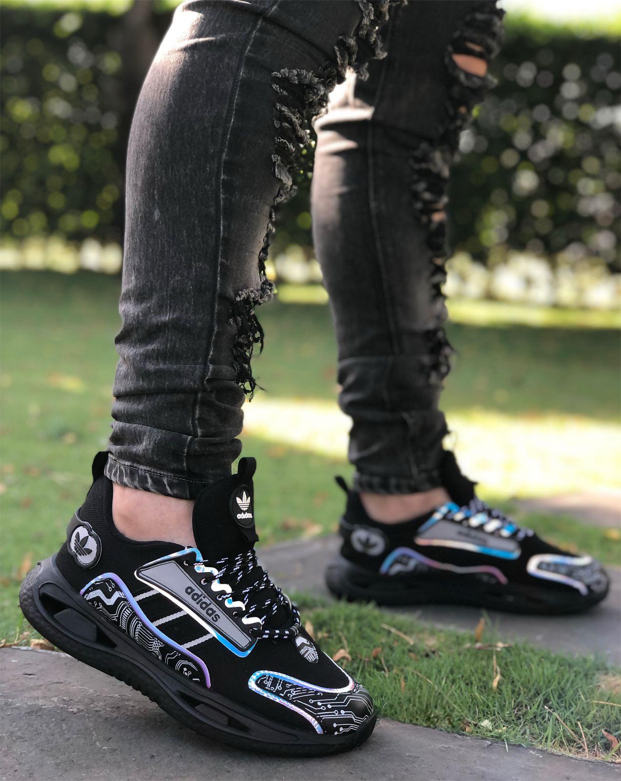 ADIDAS MAMBA
